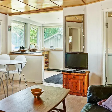 Two-bedroom In 5